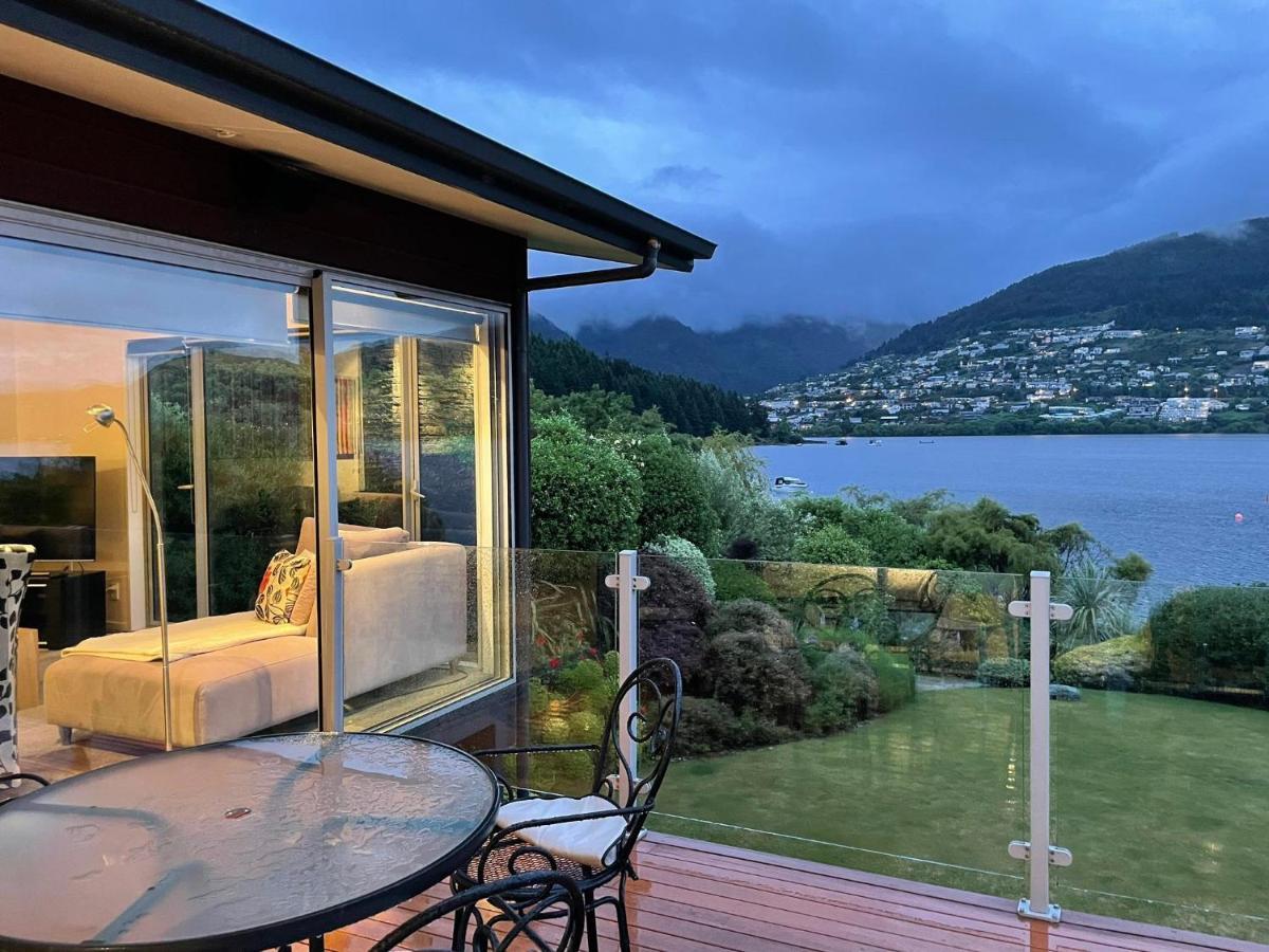 Peninsular Lakefront Queenstown Buitenkant foto