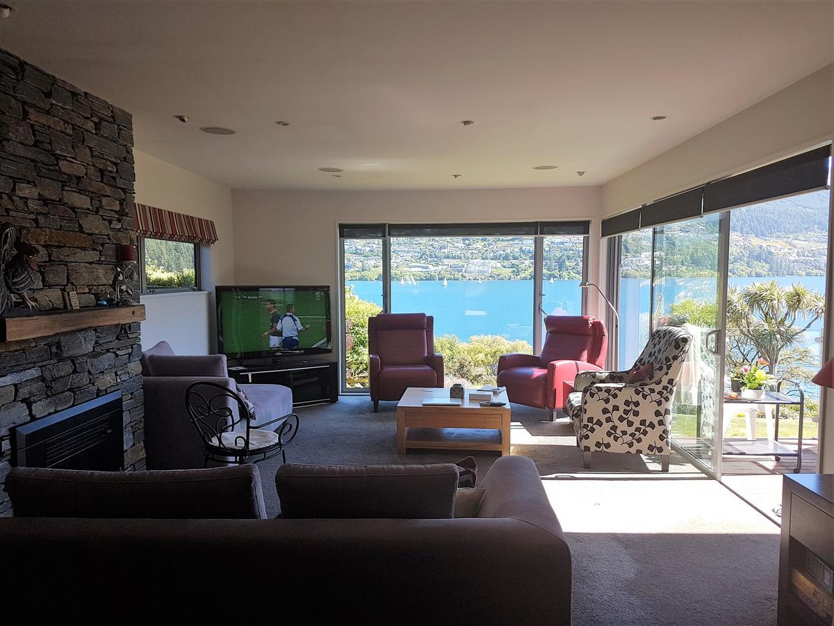 Peninsular Lakefront Queenstown Buitenkant foto